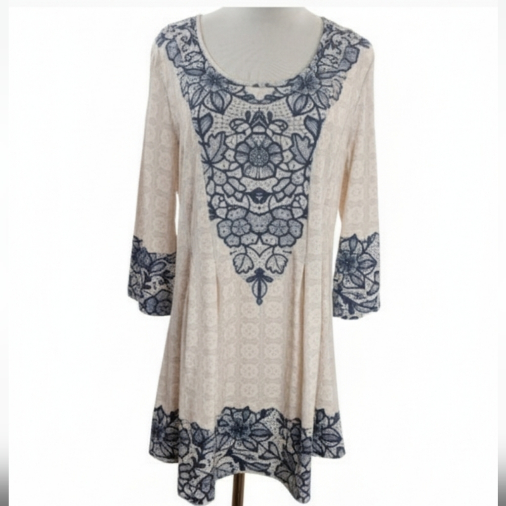 Lily by Firmiana Women's Size Medium Elegant Cream & Black Floral Tunic